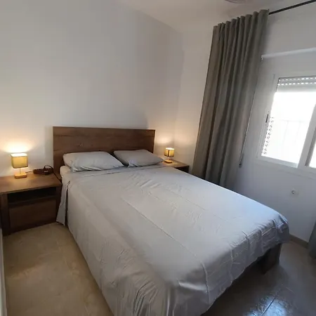 Blue Day Solo Familias Appartement *